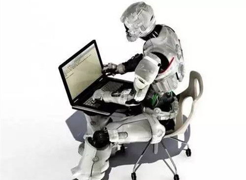 機器人崛起 技術(shù)進步重塑制造業(yè)勞動力格局